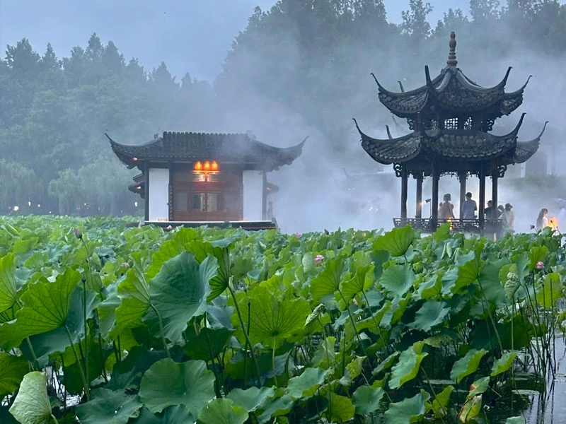 West Lake, Hangzhou - UNESCO World Heritage cultural landscape of exceptional beauty